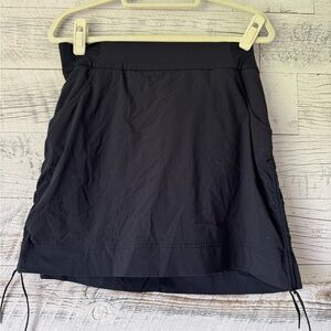 Women’s Columbia Skort. Size Large. Black